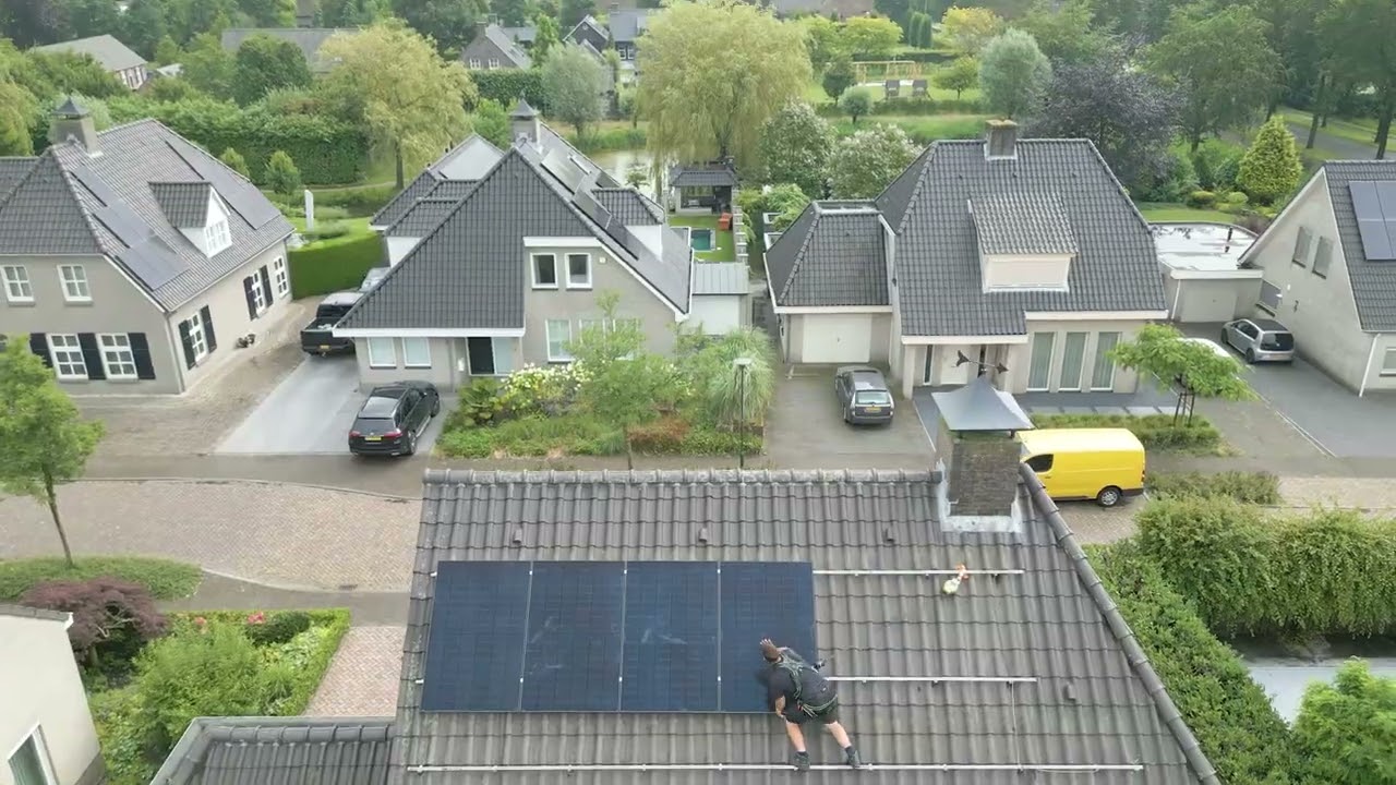 Energieplus montage zonnepanelen.