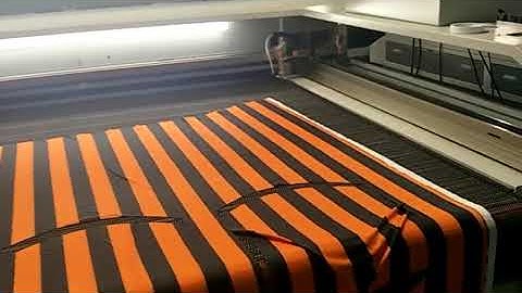 Kasu large vision camera laser for garment，vertical stripes cutting