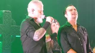 Video thumbnail of "Demons & Wizards - Fiddler on the Green/Dorian (Live in Montréal)"