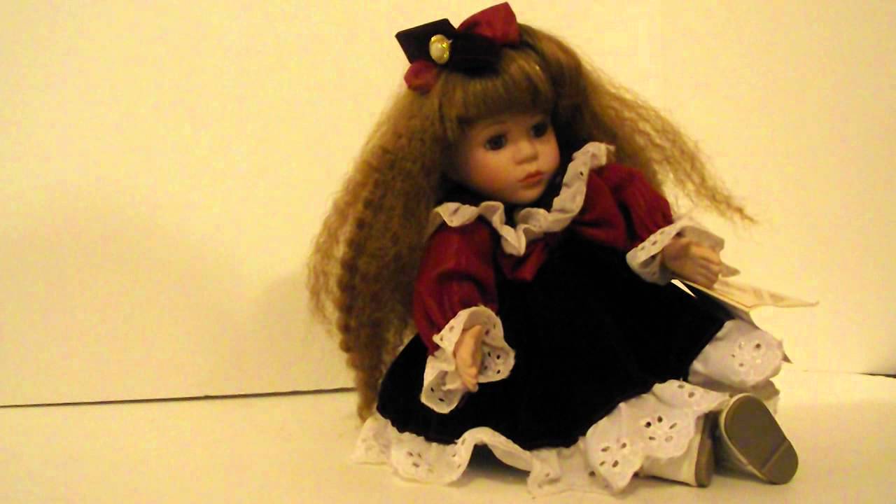 soft expressions musical porcelain doll