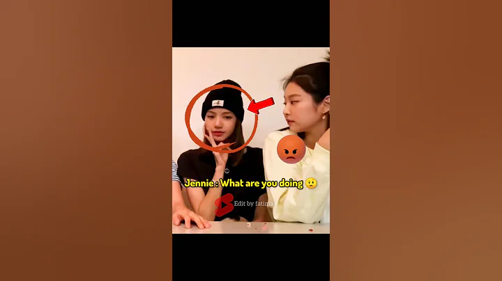 Jennie jealous of Lisa 😛🙄 #blackpink #jennie #lisa #rosé #jisoo #youtubeshorts #100kview #viralvideo