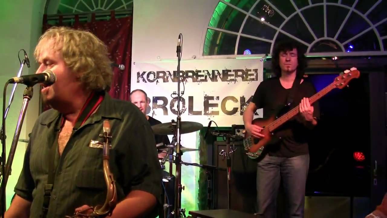 5 Live @ Kornbrennerei Broeleck - "Too Through With You"
