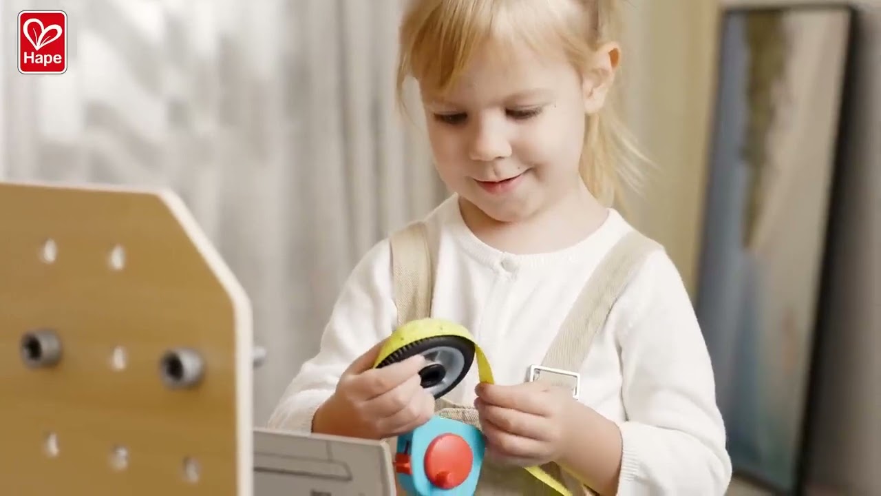 Hape Vehicle Service & Repair Workbench