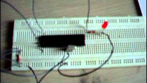 My First PIC Microcontroller Led Blinking Test P2