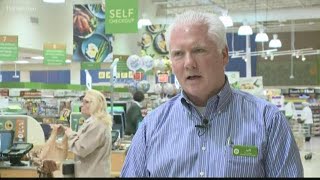 On World Kindness Day, we celebrate Publix manager who helps homeless man get back on his feet