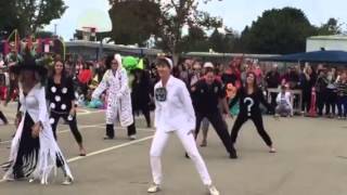 Thriller Teacher Flash Mob