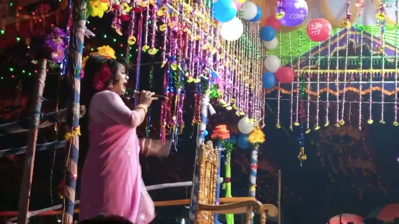 গাছটা হলো সবুজ বন্ধু ফুলটা হইল লাল তোমার আমার ভালবাসা থাকবে চিরকাল 