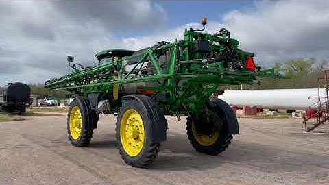 2019 John Deere R4045 Sprayer