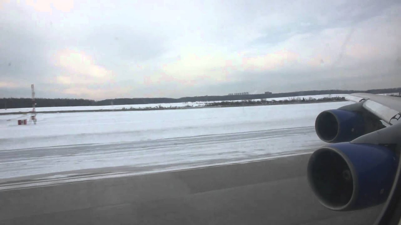 Boeing 747-300 takeoff DME Moscow