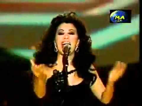 نجوى كرم ليالي دبي 2004 اضحك للدنيا
