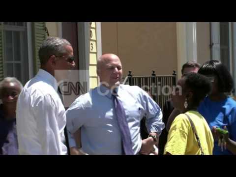 LA: OBAMA SINGS "THE JEFFERSONS" THEME SONG