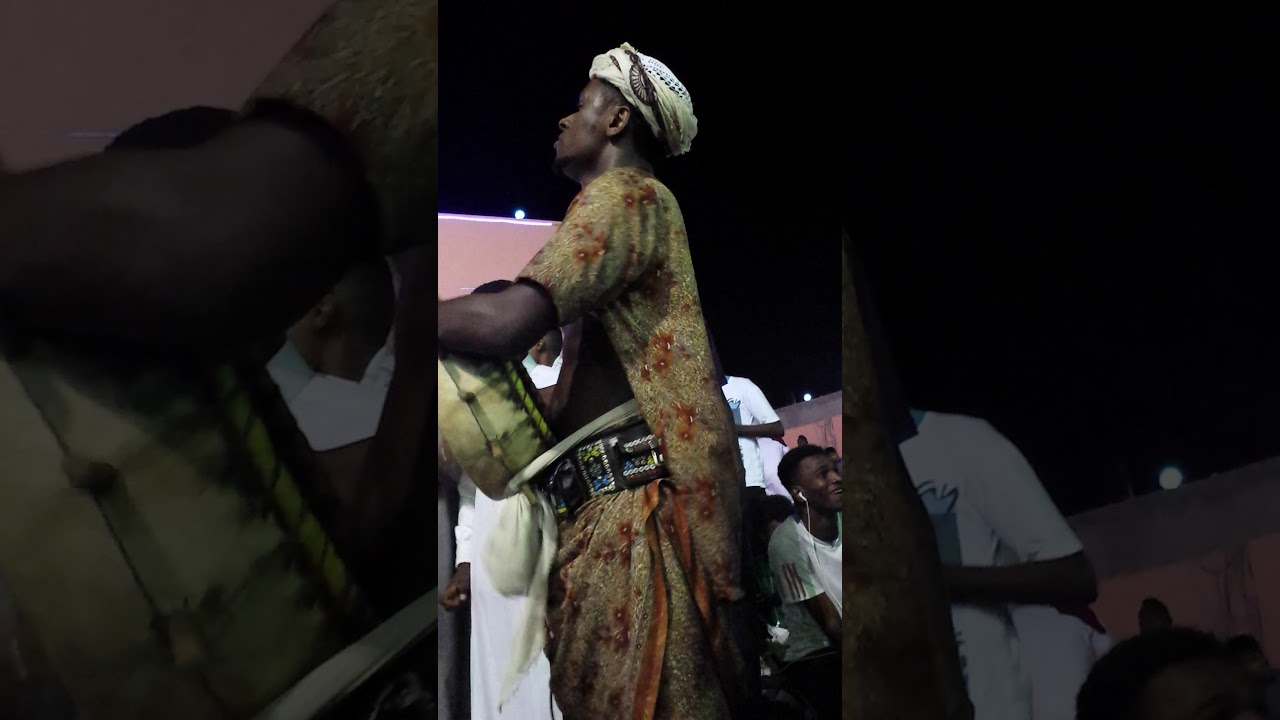 #آدم العبقري خاش جو مع العازف +وليد #🎼🔔👍❤❤#