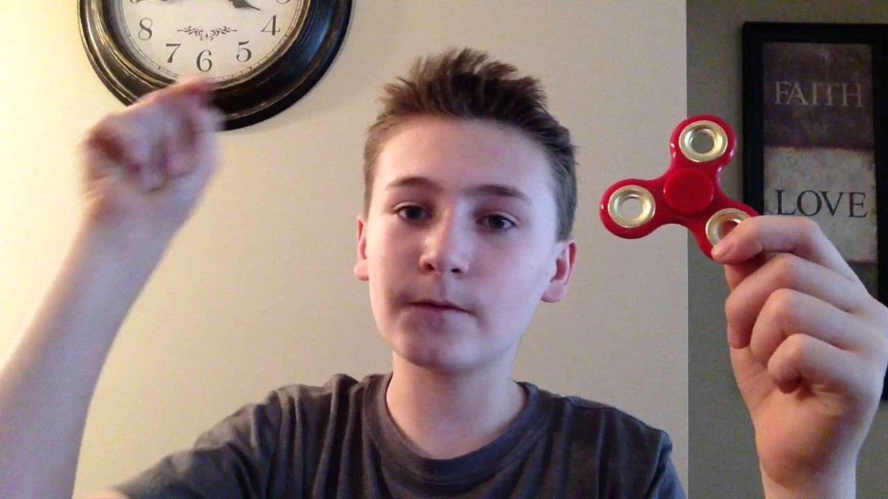 FIDGET SPINNER vs KRAZY SPINNER