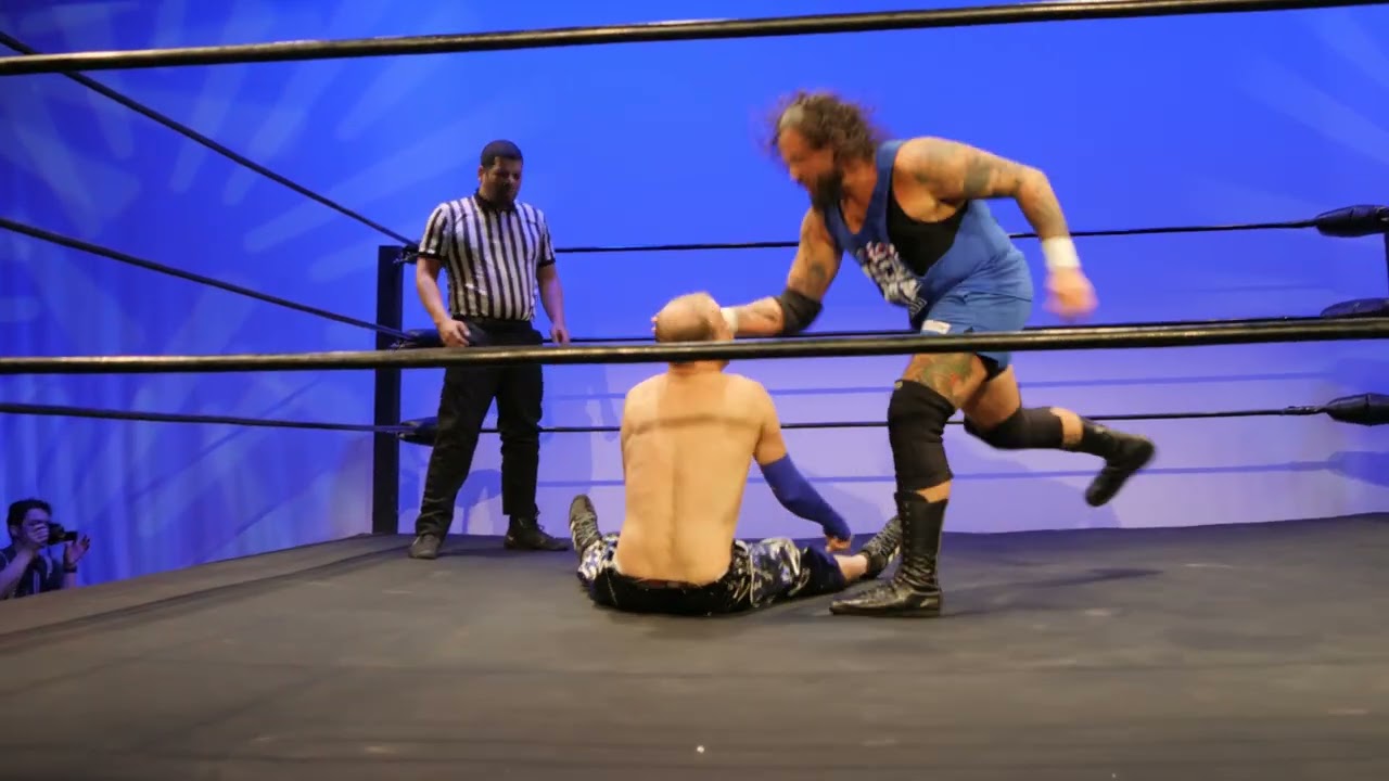 Thunderstruck Match #2 (w/ commentary): Rex Gryphin vs Mikey Midnight vs Mark 