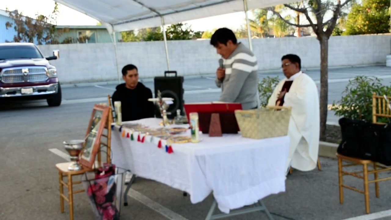 Misa dandole gracias al señor de Muruhuay