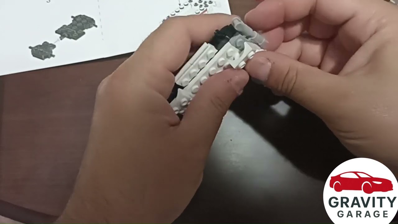 Sluban Lego Ambulance Construction