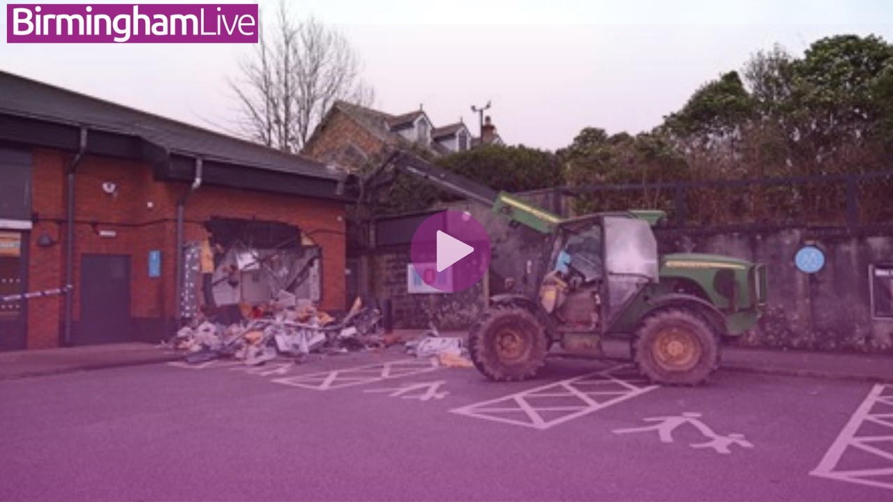 Police appeal to catch ram-raid gang
