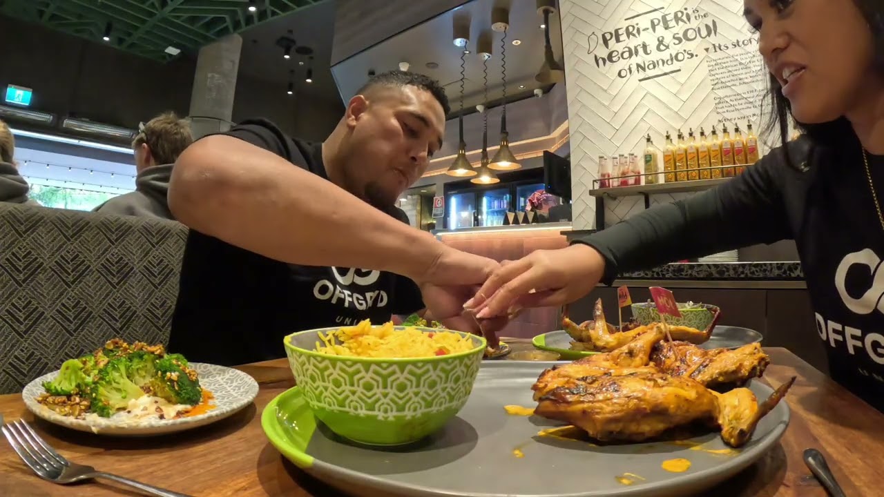 Реклама Nandos.