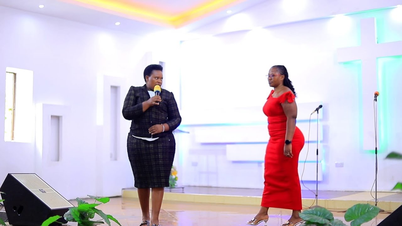 Ntinyie Amariga Live performance//Lizzy moraa ft harry bells