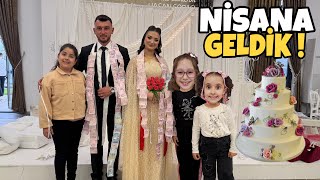 Bahar Banu Alya Ve Zeynep İle Ni̇şana Geldi̇k Çi̇fte Telli̇ Oynadik 