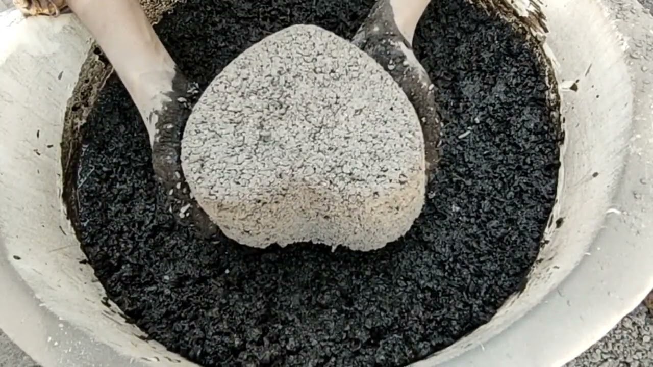 Uff Dusty Gritty Charcoal Hearts Crumbling in Water with dry crumble on Paste asmr