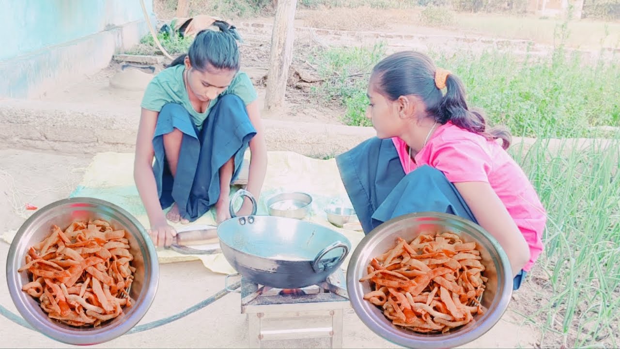 Suji stik namkin recipe video ।। बच्चों का फेवरेट नमकीन घर पर कैसे बनाएं।। नीलम निगम 