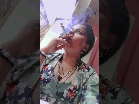 Virul Attitude Girls Smoking 💔💔🚭🚭🚭🚬🚬🚭🚭🚭 #shortvideo #trending#ytshorts #foryou #smoker #smokeyeye💔💔💔
