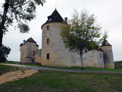 L'ancien château de Léo Ferré, dans le Lot, est à vendre