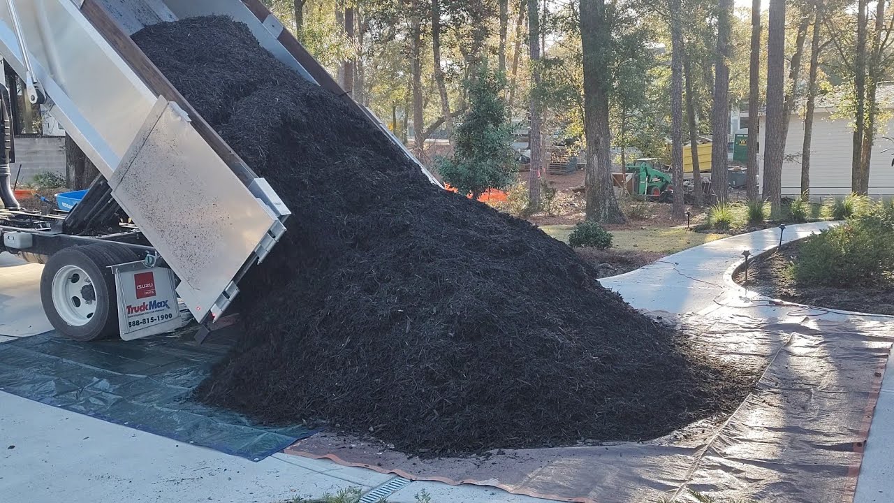 15 Cubic Yards of Mulch - Delivery!
