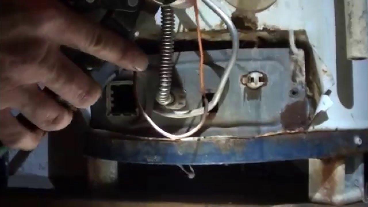 whirlpool water heater with older unitrol temp control valve, how to lite  and if it wont stay lit - YouTube