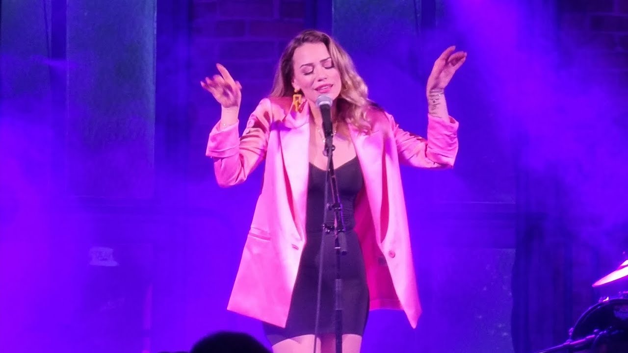 Bethany Joy Lenz Halo One Tree Hill Concert Wilmington May 28