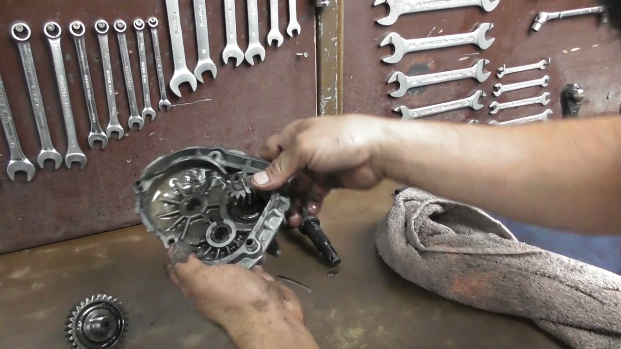 gilera runner 180 vertanding lagers kapot deel 1 - YouTube