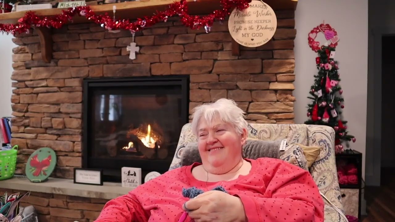 Убирать снег лопатой — это ужасно, ха-ха.