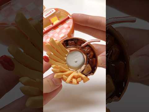 가챠 캡슐 절대 버리지 마세요. 놀라운 일이