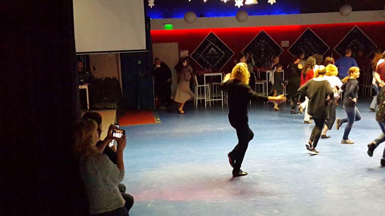 Гръцко хоро Сервико, Kritiko Serviko, Κρητικό Σέρβικο