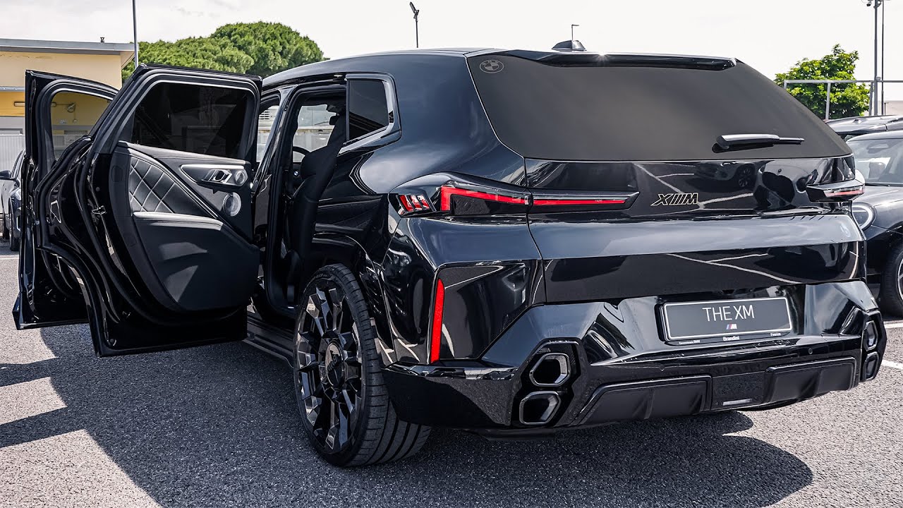 2025 BMW XM - Sound, Interior and Exterior