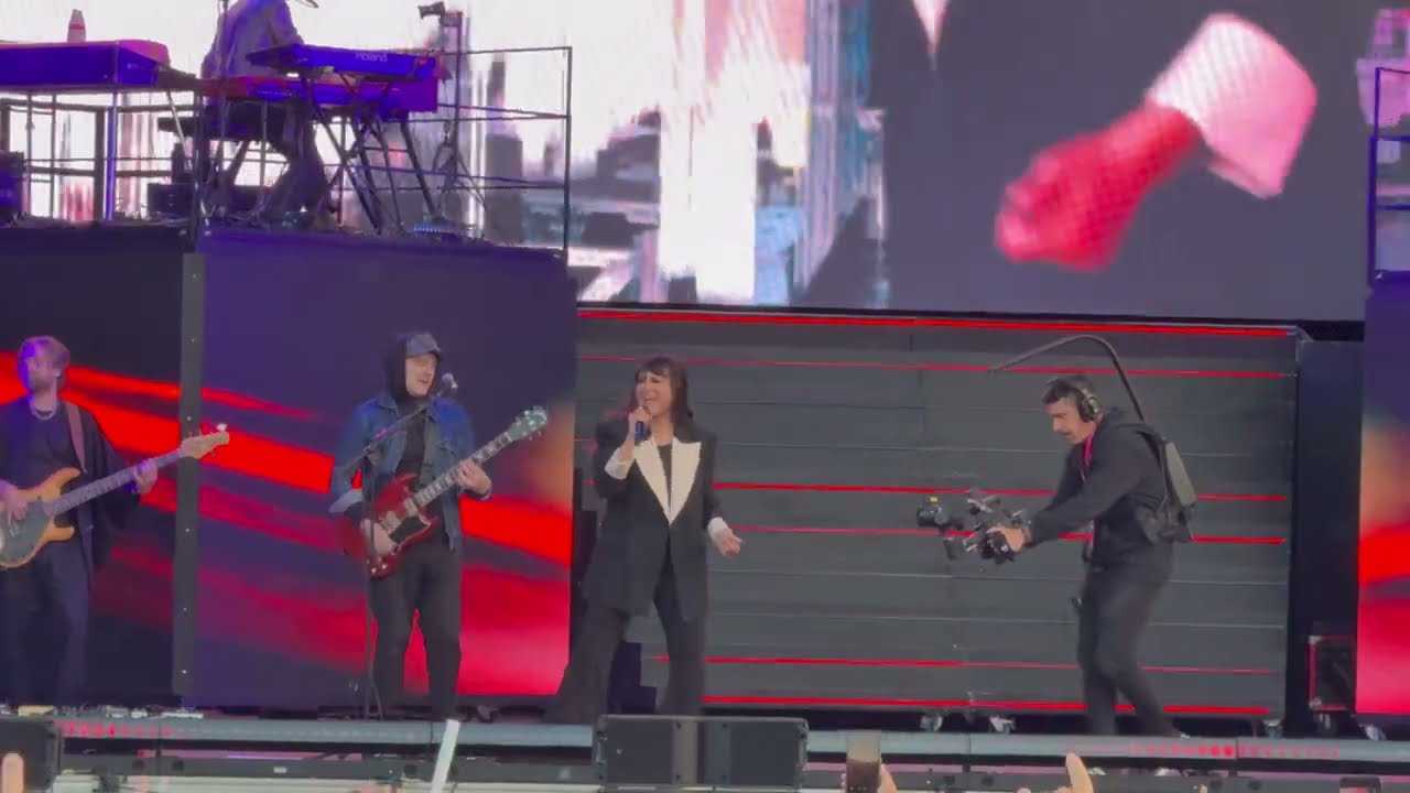 Amaral - Toda la noche en la calle - Directo O Son do Camiño 2025 - Santiago de Compostela - 4K