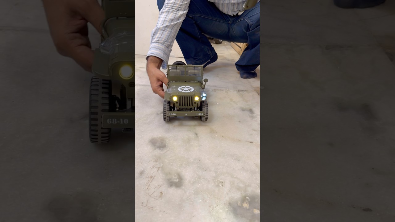 Military rc car 😱#shorts #shortvideo #gadgets #coolgadgets #rccar #rc