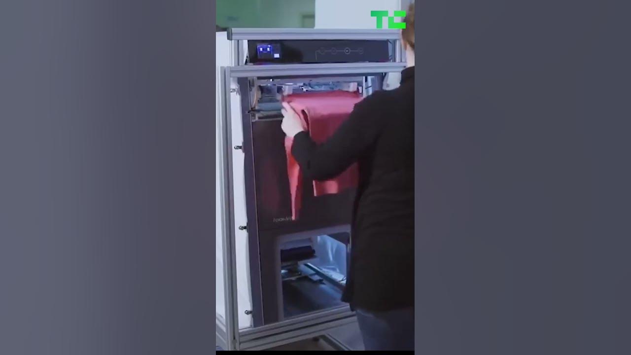 Foldimate's laundry folding robot