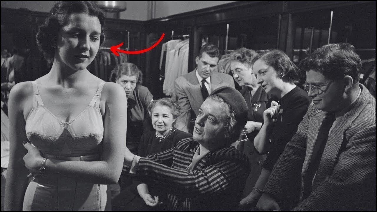 📷 100 Hidden Photos They Never Wanted You to Find