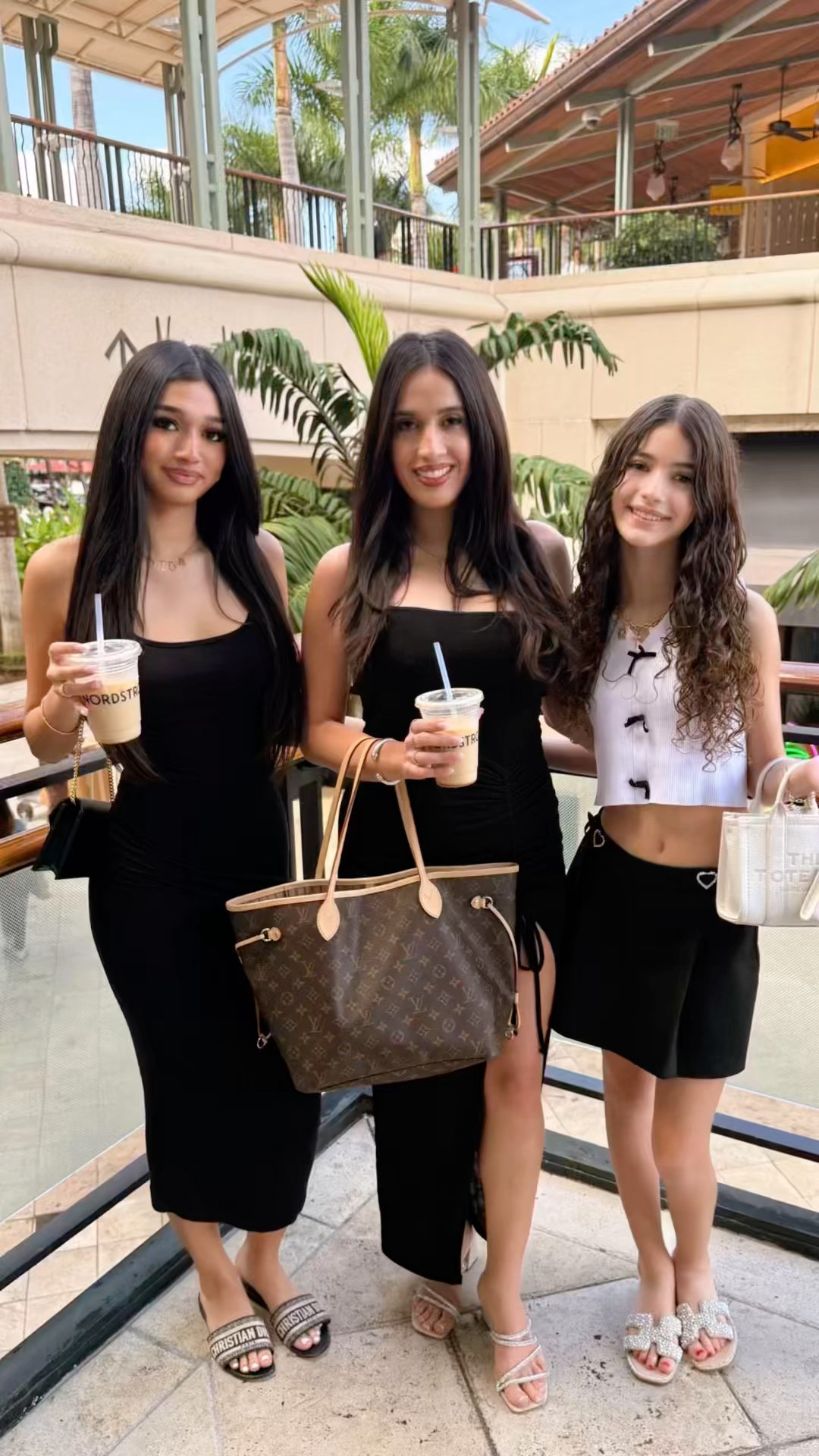 Bruno Mars - Talking To The Moon (Official Lyric Video) - YouTube