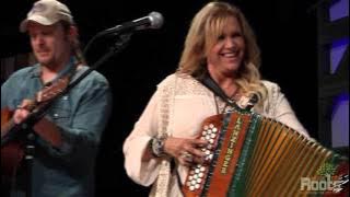 LynnMarie 'In Heaven There Is No Beer'