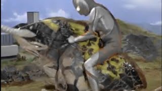 robot ultraman vs gubila