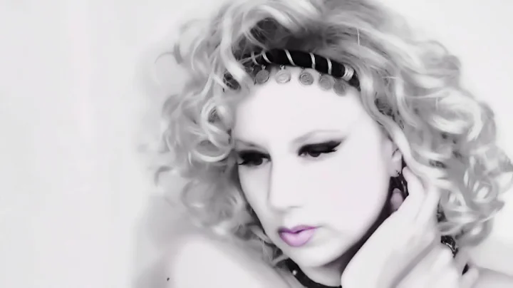 JENNIFER LAYNE - Living For Love - MADONNA COVER