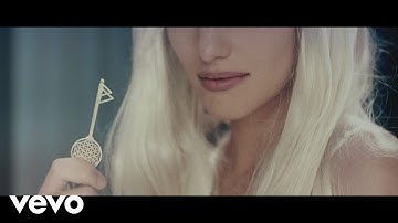 PRETTY AWKWARD - Bored