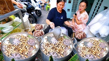 Độc lạ Nồi hủ tiếu Phèo Non Nấm Rơm tràn bờ núp hẻm, khách ngồi chặt kín ăn