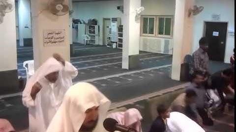 الشيخ محمد الحواس تلاوه جميله جدا