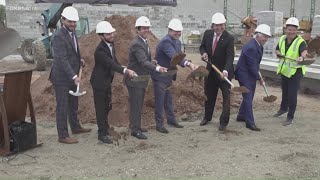 Hoffman Automotive Group breaks ground on new standalone Lincoln Vitrine dealership