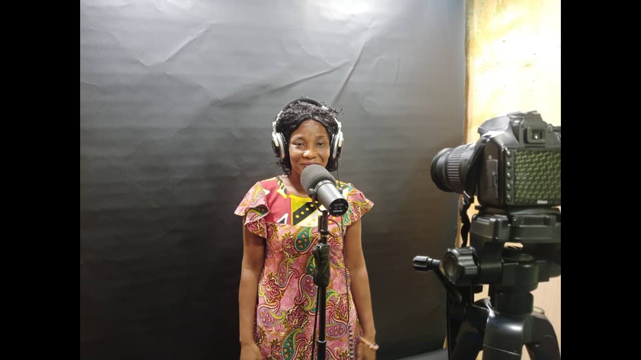 Powerful Ewe Worship Song By Minister Malaika ewe worship ghana powerful-ewe-worship-song-by-minister-malaika-ewe-worship-ghana