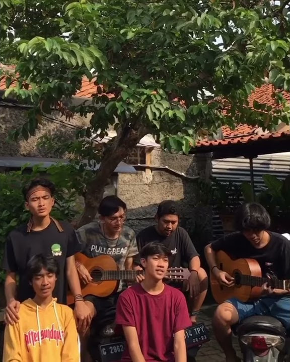 Budi Doremi - Melukis senja cover (scalavacoustic)